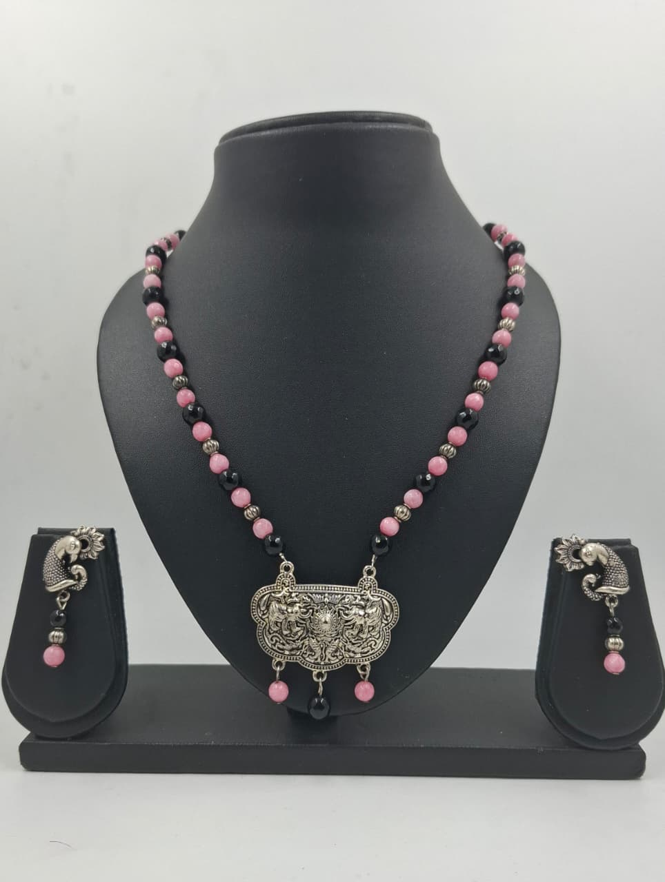 Beads Necklace